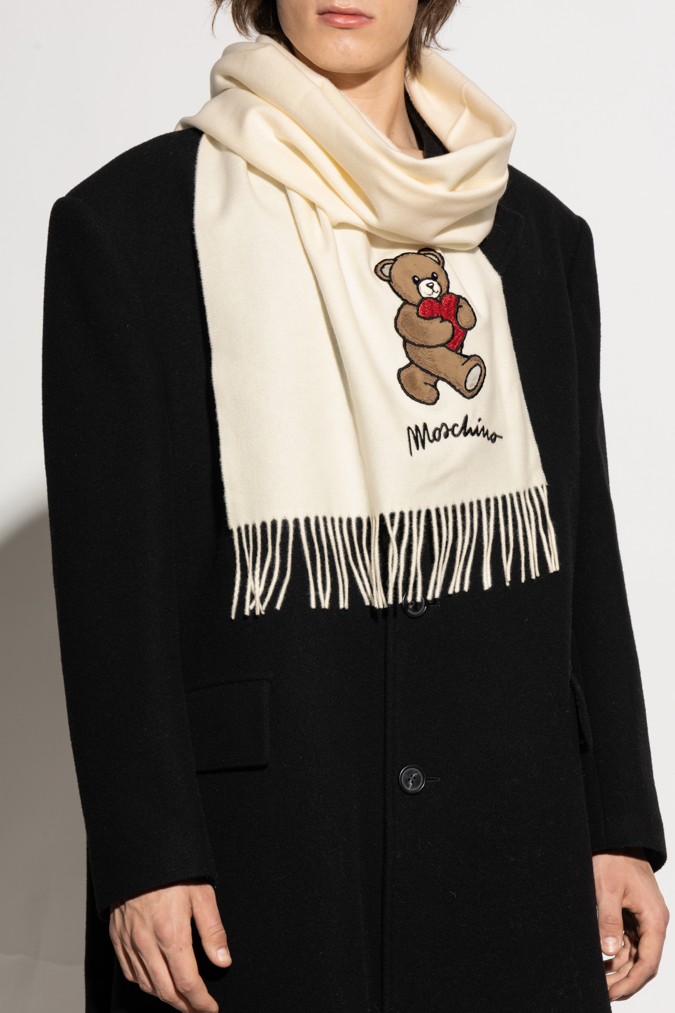 MoschinoモスキーノTeddy Bear Embroidered Knit Scarfスカーフ Moschino Scarf with a distinctive teddy bear motif | Men's